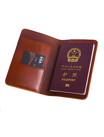 パスポートケース ホルダー トラベルウォレット スキミング防止 安全な海外旅行用 高級PUレザーパスポートカバー 多機能収納ポケット カード 航空券